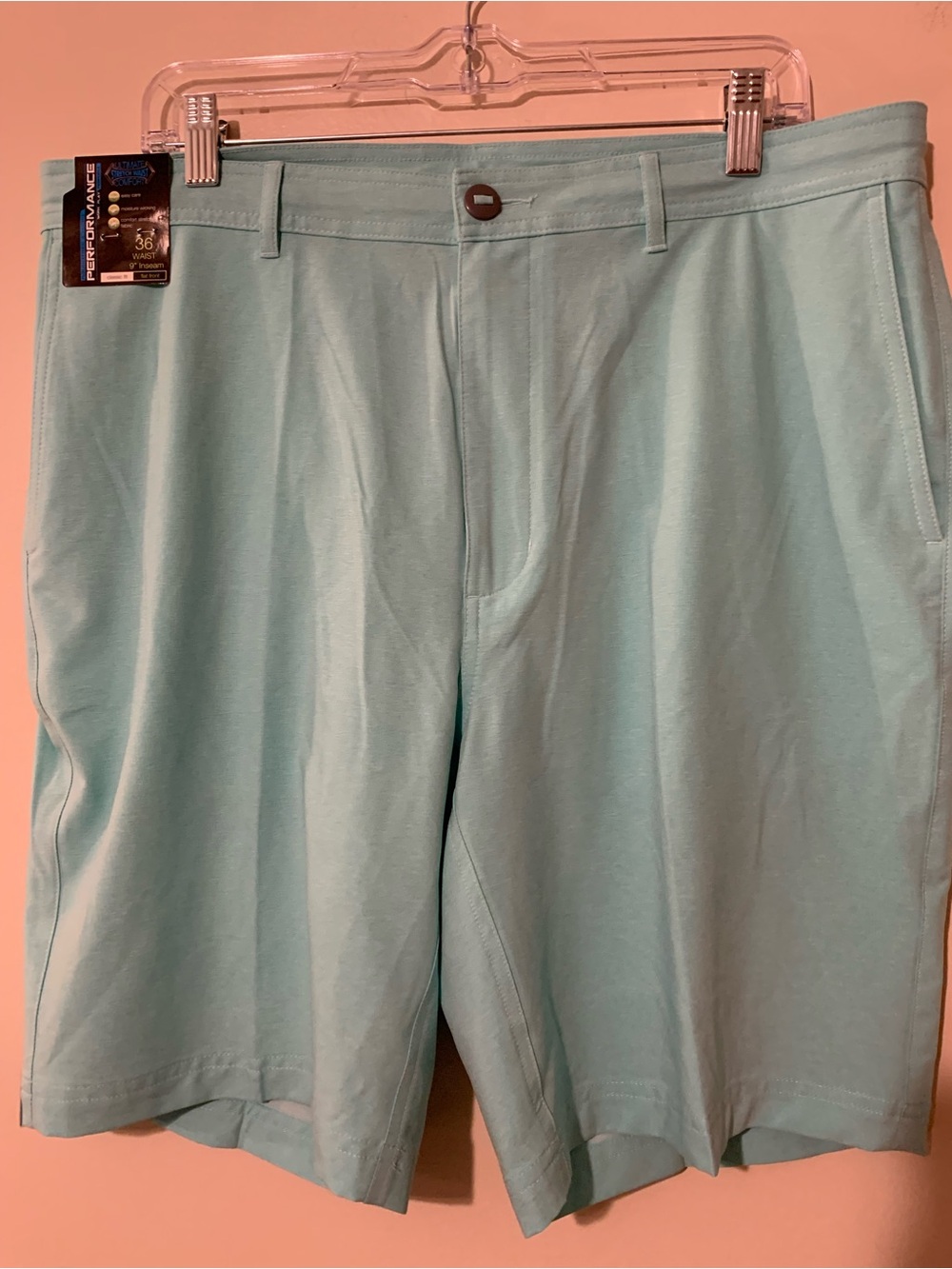 Roundtree & Yorke Aqua Flat-Front Performance Shorts